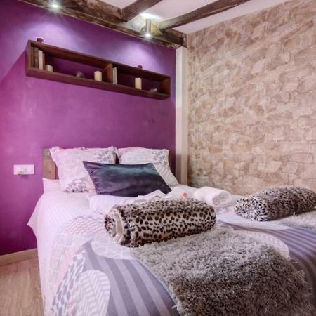 Гостевой дом Loft "Elegante" Lila Убрике Экстерьер фото