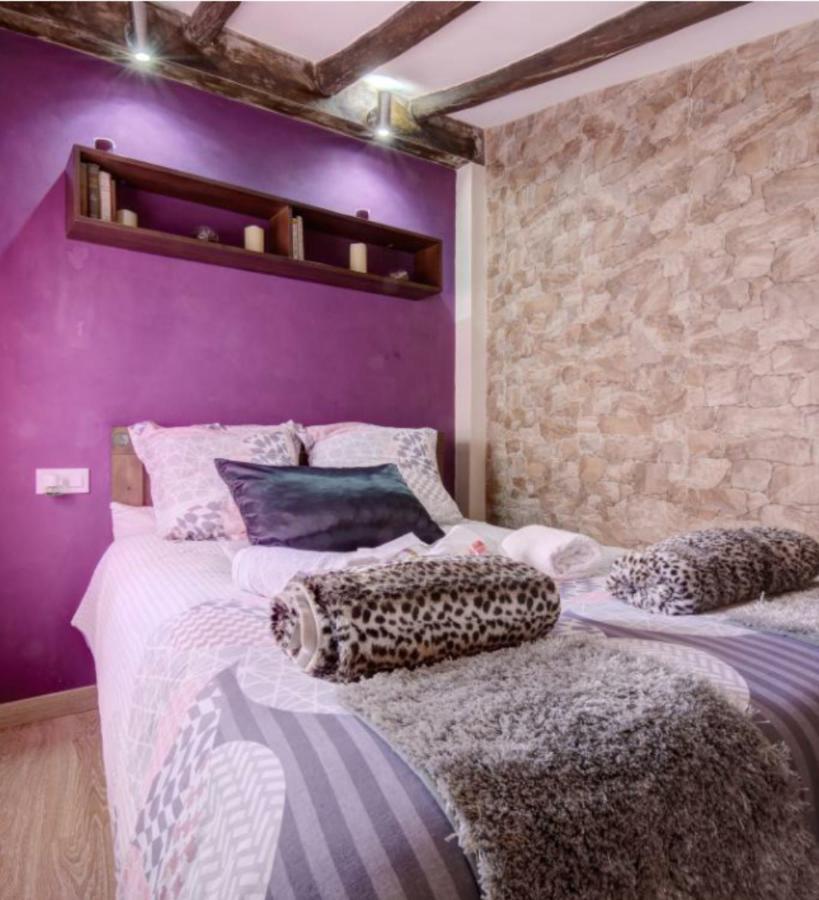 Гостевой дом Loft "Elegante" Lila Убрике Экстерьер фото